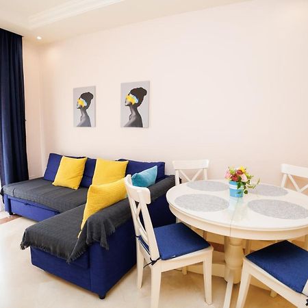 Two-Room Apartment In Elviria Near The Beach With Parking Marbella Exterior foto